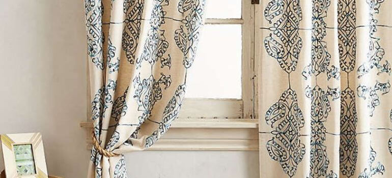 Best Curtain Color for White Walls