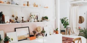 Read more about the article How to Start a Home Decor Business