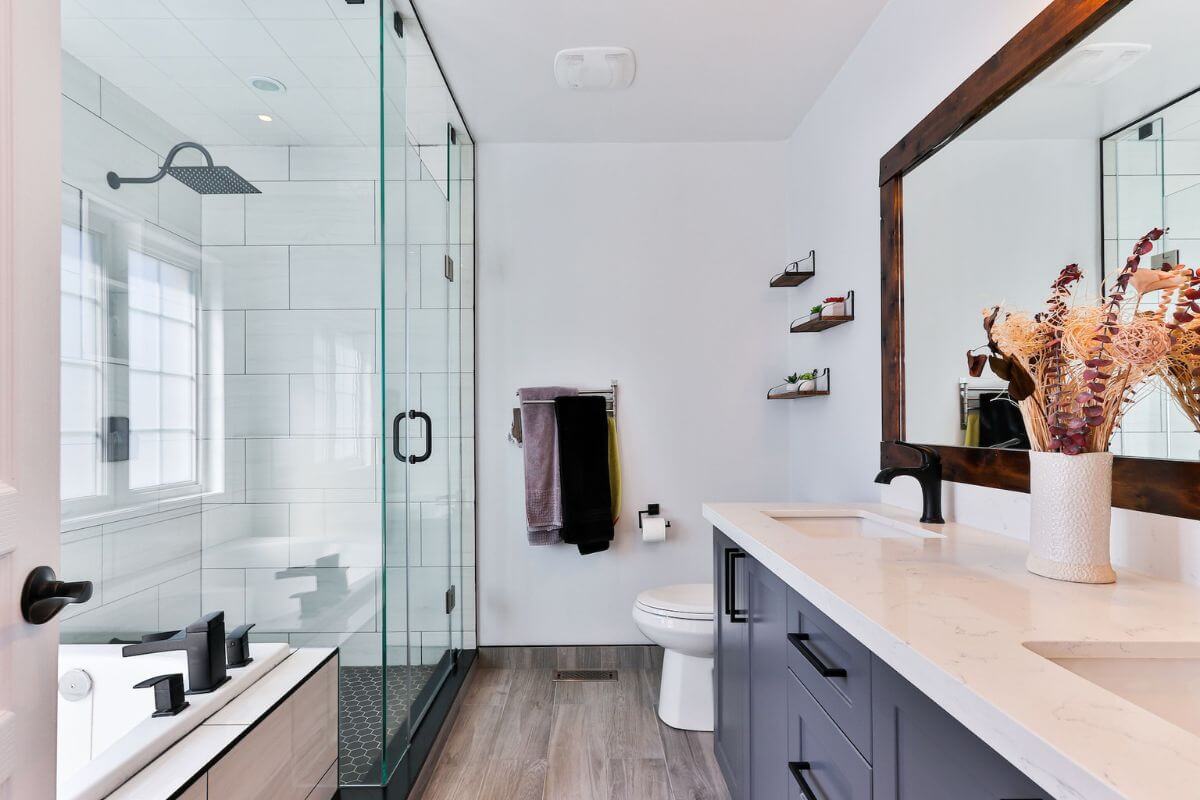Read more about the article 5 Tricks for a Spa-Like Bathroom Design