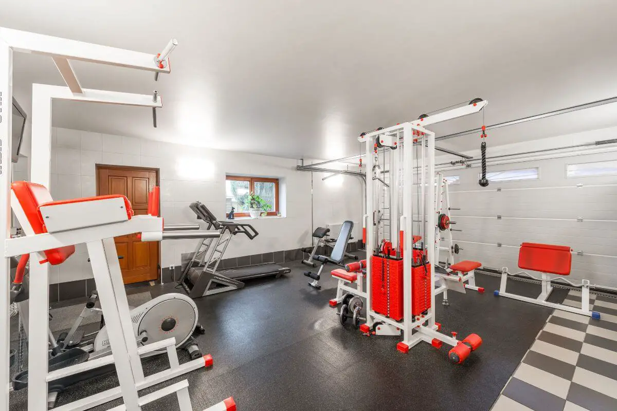 Read more about the article How to Decorate a Home Gym: Tips and Ideas