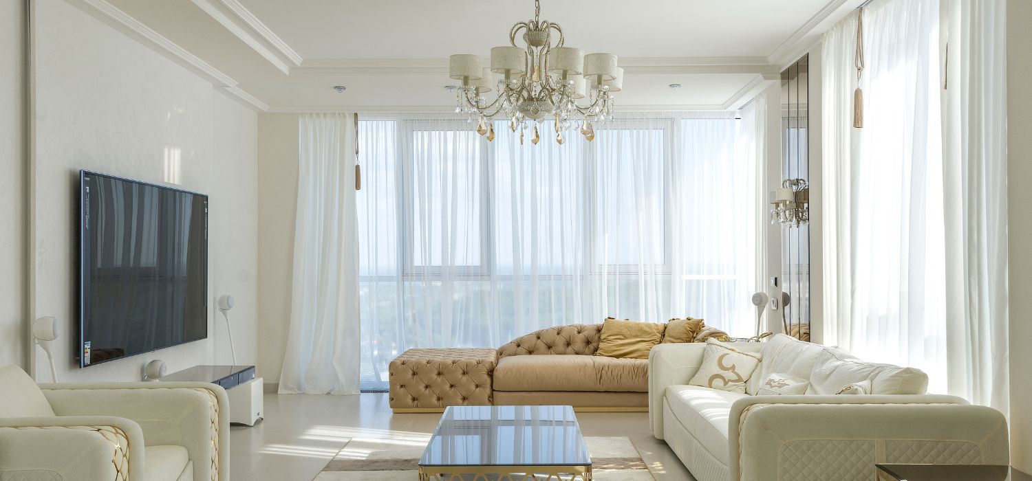 Can You Mix Gold and Silver Home Decor