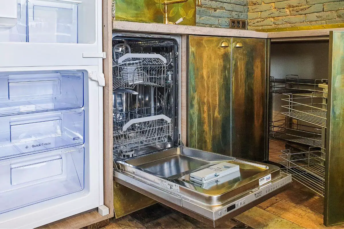 Cove Dishwasher vs Bosch