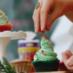 How to Decorate Cupcakes at Home: Tips and Techniques