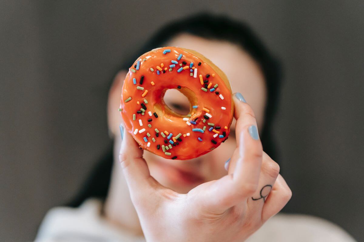 How to Decorate Donuts at Home