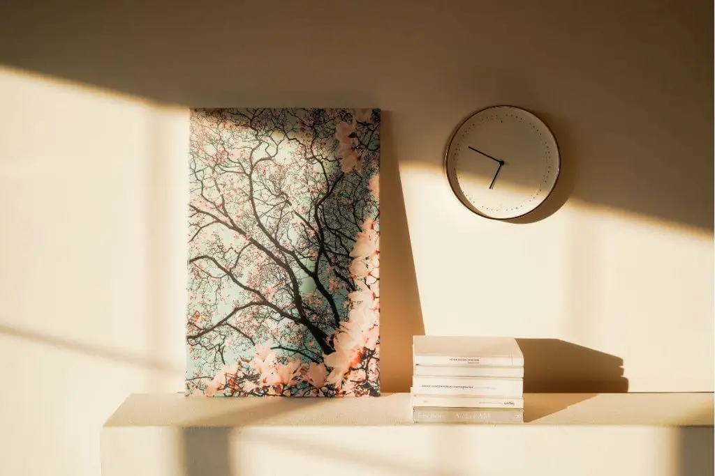 how-to-decorate-a-clock-at-home