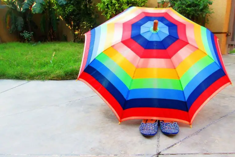 How To Decorate Umbrella At Home