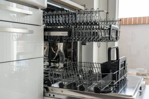Read more about the article Bosch Benchmark vs. 800 Series: Decoding the Best Dishwasher Lineup