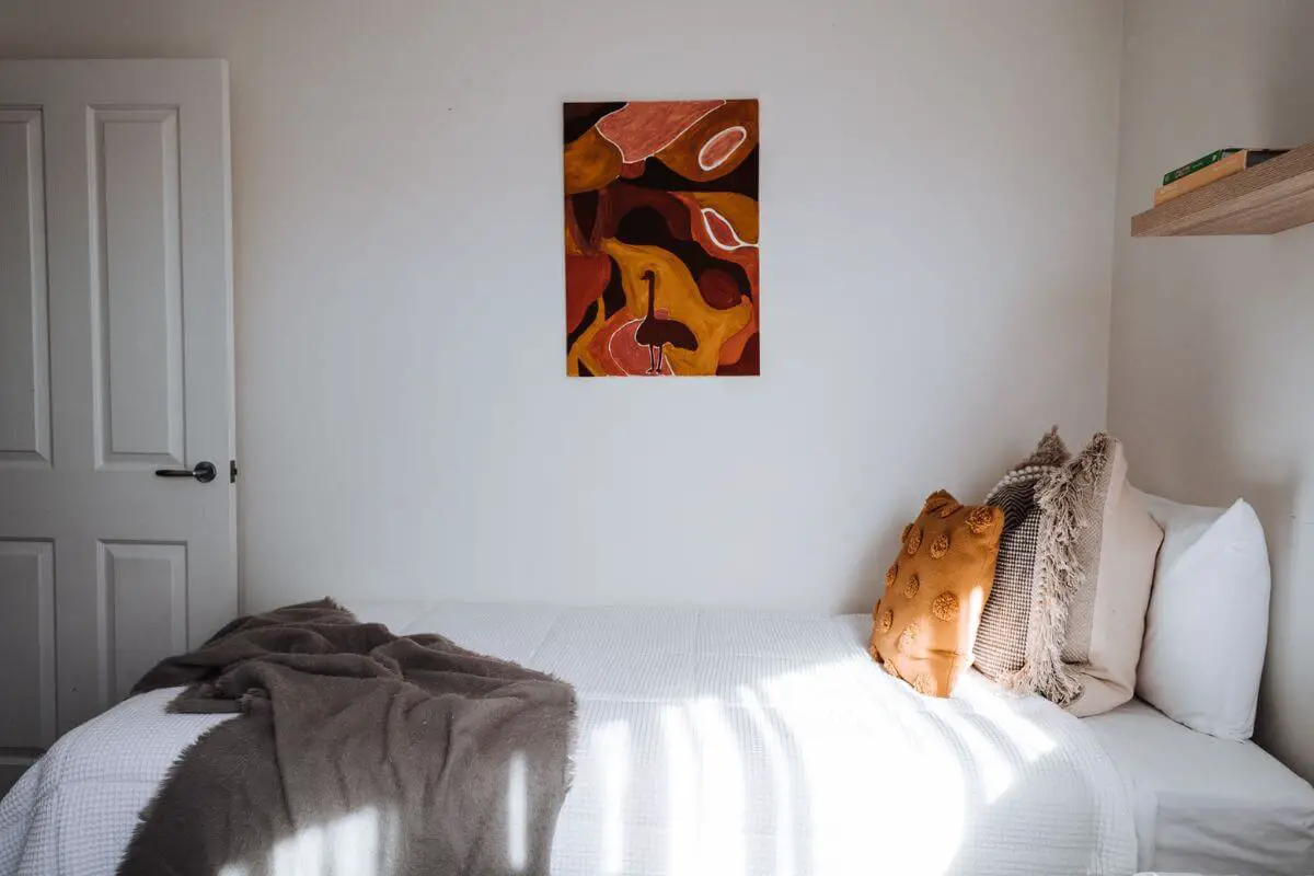 Arctic White vs Bright White: Choosing the Perfect Shade for Your Space