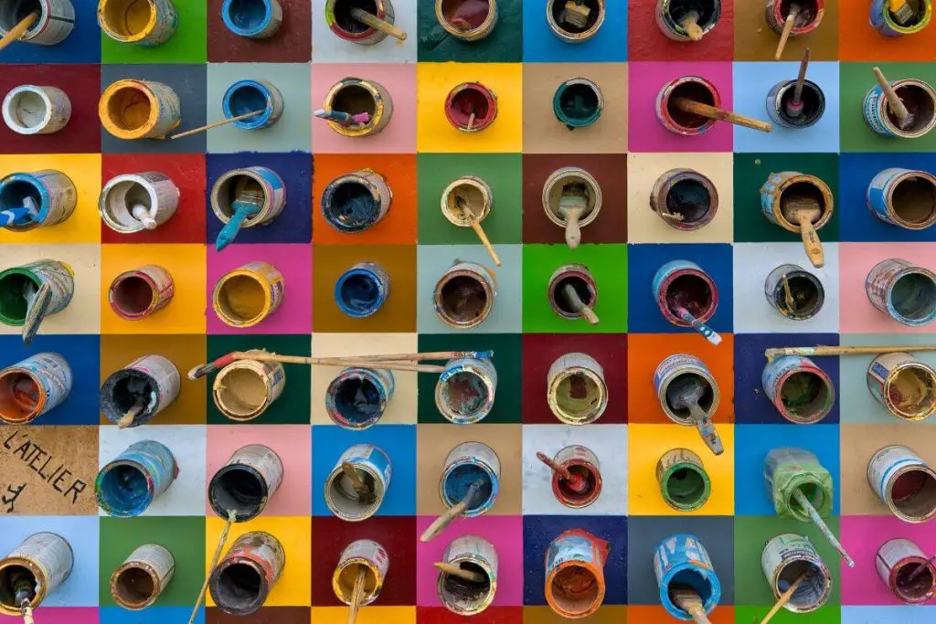 KellyMoore vs. SherwinWilliams Choosing the Right Paint for Your Project