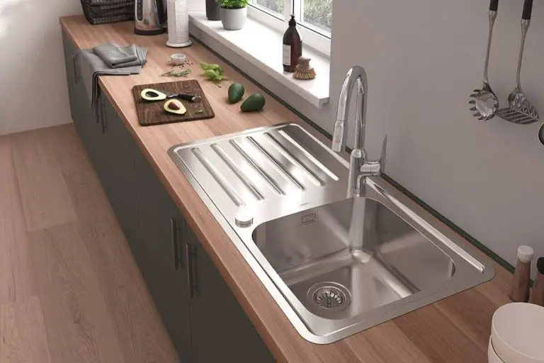 Cast Iron Sink vs. Stainless Steel Choosing the Ideal Sink for Your