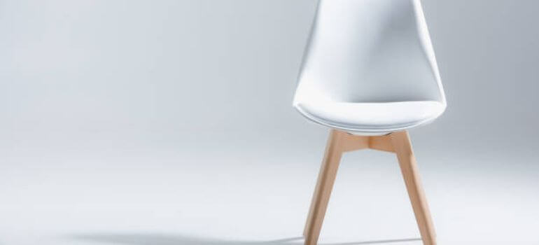Read more about the article Finding the Perfect Studio Chair for Your Creative Oasis