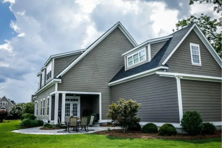 Dutch Lap vs. Clapboard Choosing the Perfect Siding for Your Home