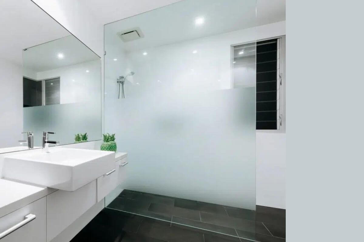 White Laminated Glass vs. Frosted Glass Which Is Right for Your Space?