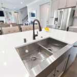 Center Drain vs. Offset Drain Kitchen Sink: Choosing the Right Sink for Your Kitchen
