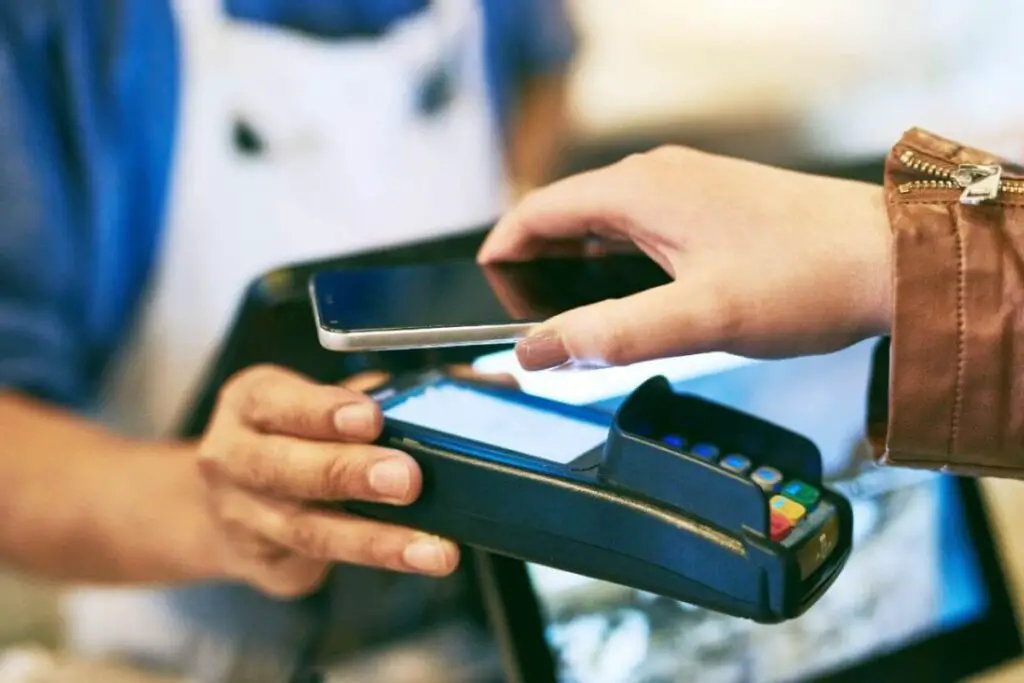 Does Bath and Body Works Accept Apple Pay? Unlocking the Convenience of