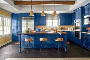 Read more about the article Kitchen Cabinet Painting vs. Refacing: A Comprehensive Comparison