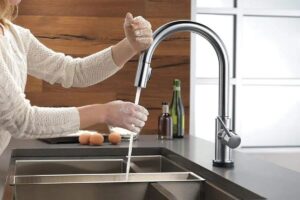 Read more about the article Kohler K-560 vs. Bellera Pull Down Kitchen Faucet: Which One Suits Your Kitchen Best?