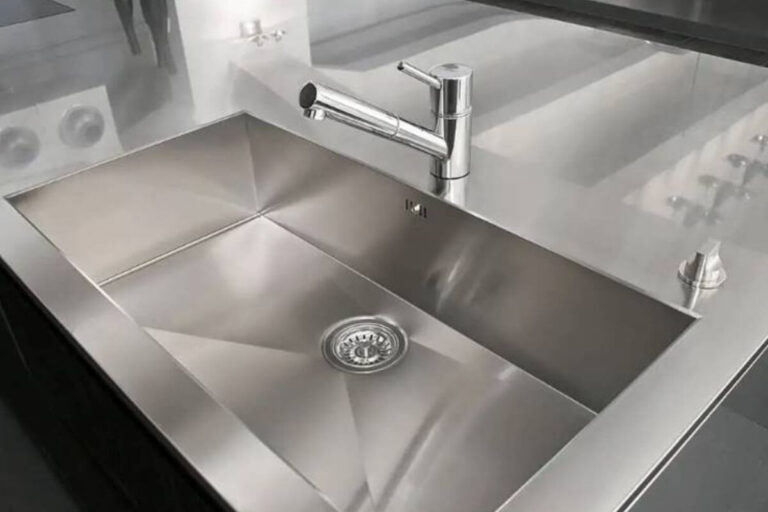 Kraus vs. Kohler Kitchen Faucets Making the Right Choice for Your Kitchen