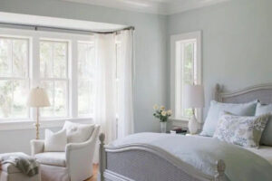 Read more about the article Liveable Green vs. Sea Salt: Choosing Tranquil Interior Paint Colors
