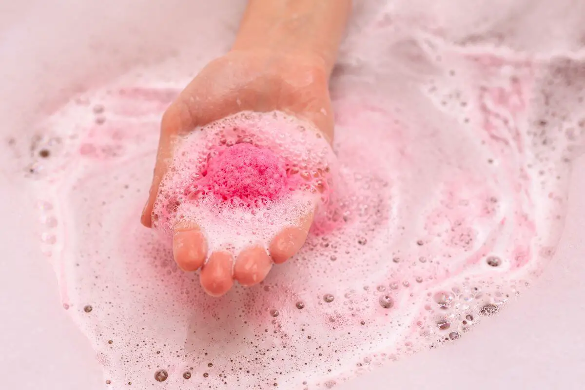 The Battle of Bath Bombs vs. Froth Bombs