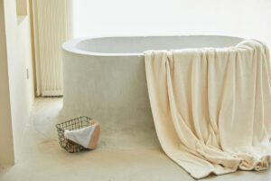 Read more about the article The World of Mineral Milk Baths: Revel in Relaxation