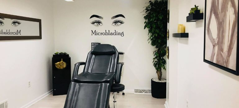 Best Microblading Chair: Enhance Comfort and Precision in Your Studio