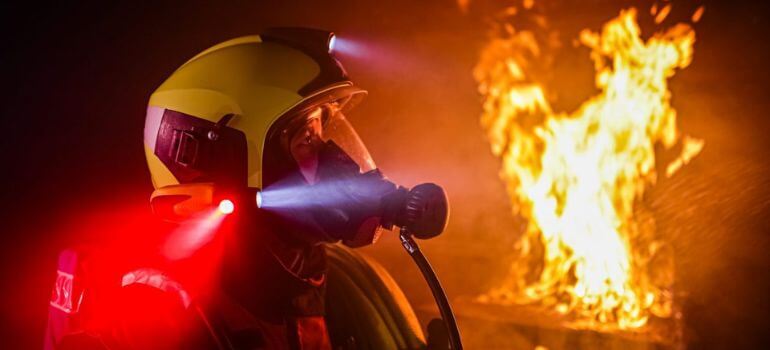 Best Firefighter Helmet Lights