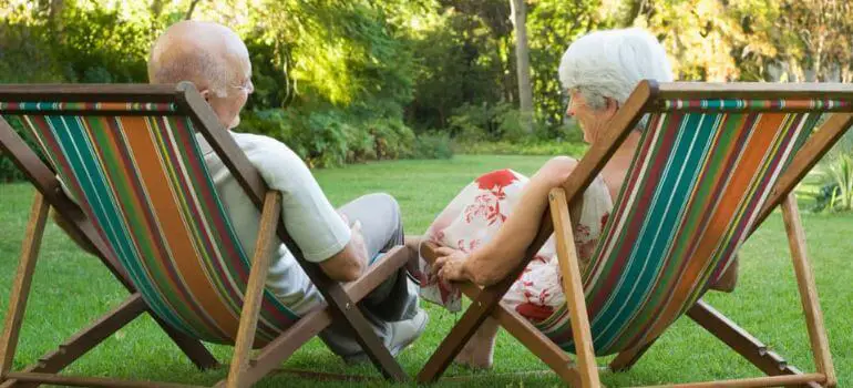 Best Lawn Chairs for Elderly: Comfort and Convenience in Your Outdoor Space