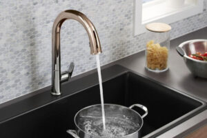 Read more about the article Kohler K-597-VS Simplice Kitchen Faucet: The Perfect Blend of Style and Functionality