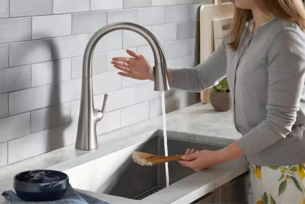 Kohler vs. Moen Kitchen Faucets Making the Right Choice for Your Home