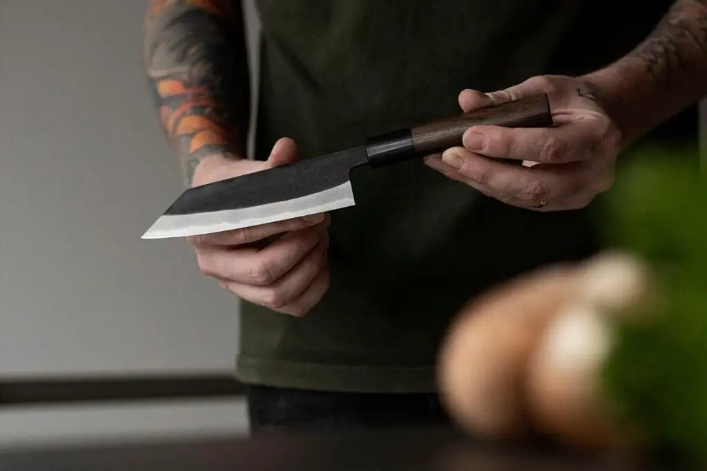 Titanium Vs Stainless Steel Kitchen Knives 1024x683 