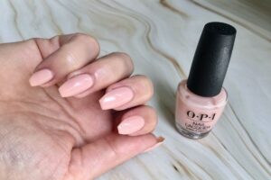 Read more about the article OPI Bubble Bath: Decoding the Perfect Nude Nail Shade