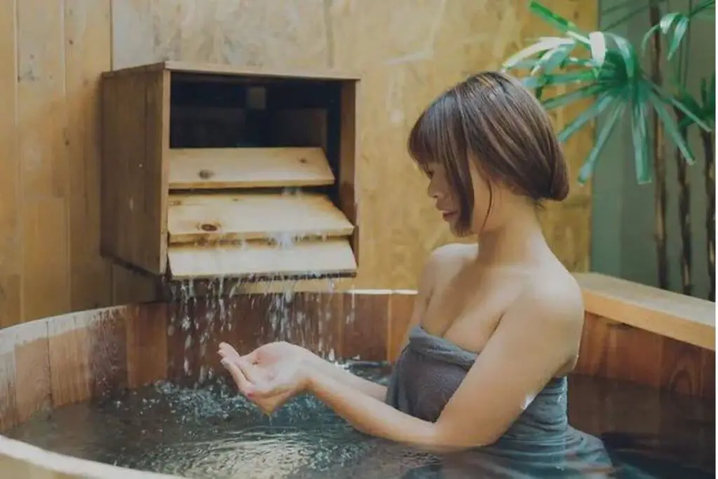 Understanding the Half Body Bath: Soothing Waters for Relaxation