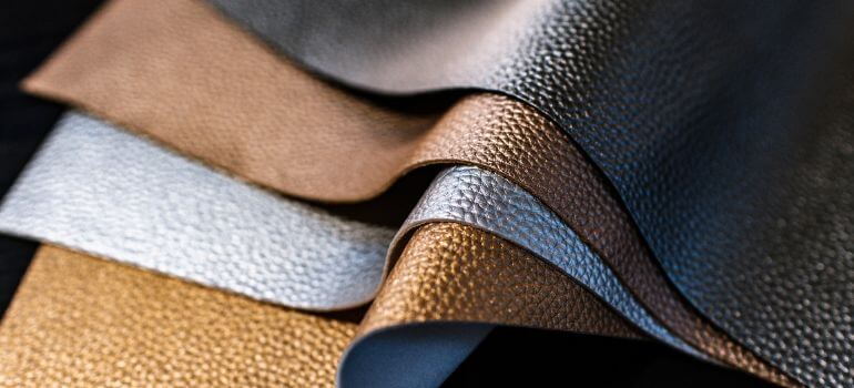 Italian Brompton vs Berkshire Leather Decoding the Ultimate Style Showdown