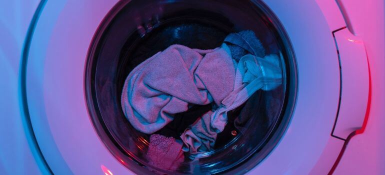 Porcelain vs Stainless Steel Washer Tub Choosing the Right Drum Material for Your Laundry Needs