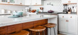 Read more about the article Two-Level Kitchen Island vs. One-Level: A Comprehensive Guide to Choosing the Perfect Kitchen Island Design