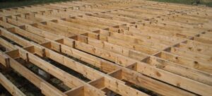 Read more about the article How Far Apart Are Floor Joists in Old Houses?