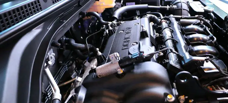 How to Adjust a Small Engine Carburetor