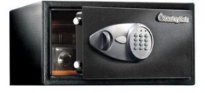 Read more about the article How to Break into a Sentry Safe Without a Key