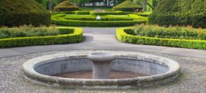Read more about the article How to Repair a Concrete Fountain: Step-by-Step Guide