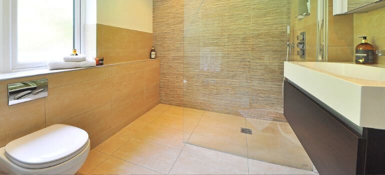 Tips for Maintaining a Dry Shower Floor
