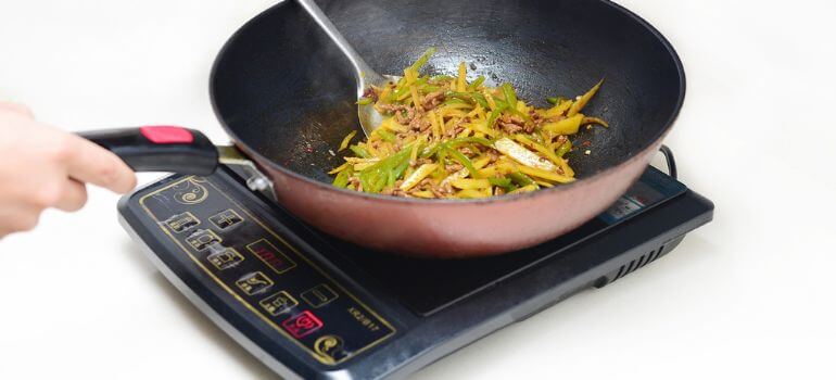 Read more about the article Wolf vs. Miele Induction Cooktop: A Comprehensive Comparison