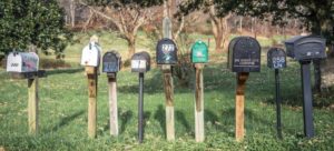 Read more about the article How to Remove a Mailbox Post